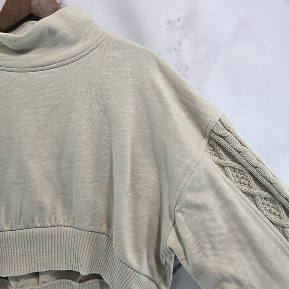 Urban Outfitters Sweatshirt Womens Medium Beige Terry Crop Cable Knit Sleeve - Picture 10 of 10